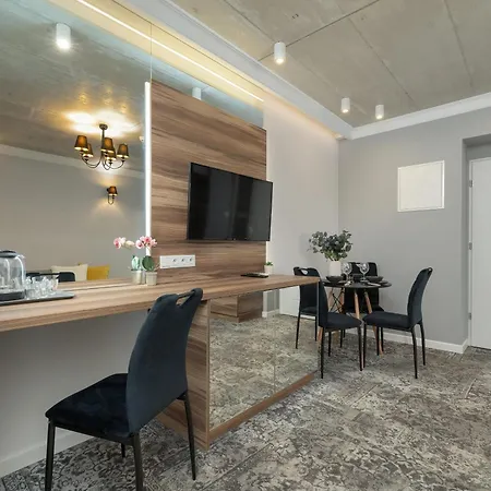 Modern & Comfy Rakowicka 6 Cracow By Renters Krakow