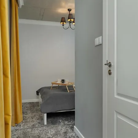Modern & Comfy Rakowicka 6 Cracow By Renters Apartment